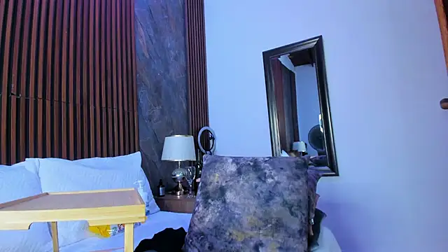 linda_cabal webcam
