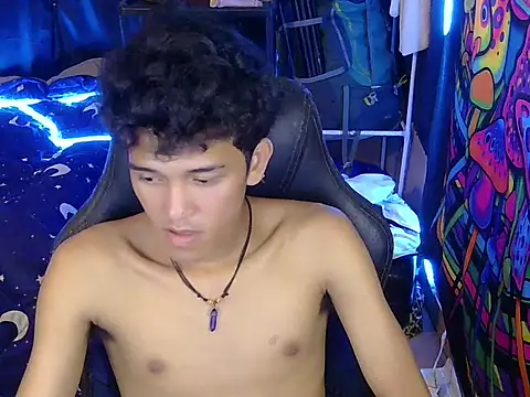 hugekenbigcock webcam