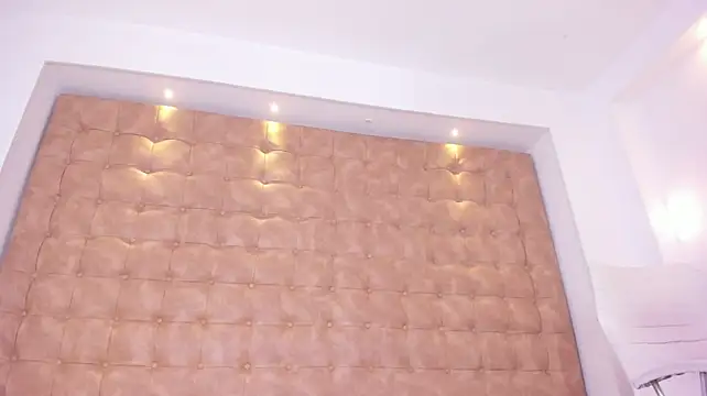 violet_giraldo webcam