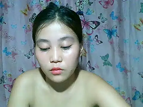 SexyAsianPussy4u live cam on StripChat