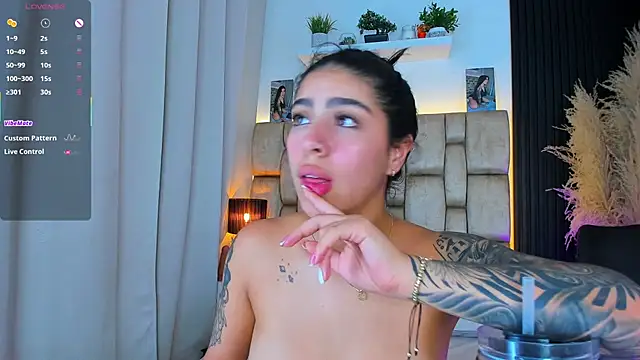little_sophie18 webcam