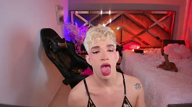 Cherry_zayden_ webcam
