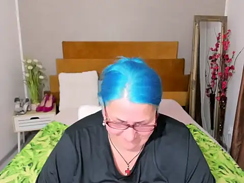 Sugarmommy_69X webcam