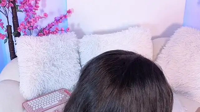 Little_arii webcam