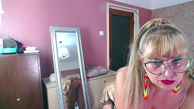 MatureMariah webcam