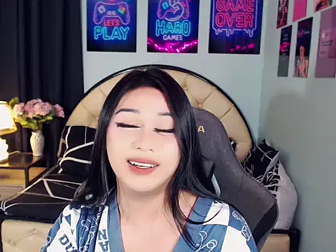 SexxyTsLoverr webcam