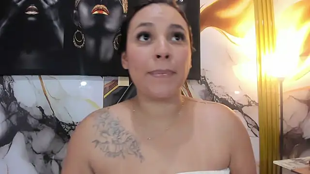 LizzRouse webcam
