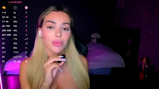 Ayla__Demir webcam