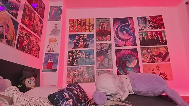 MissCurvyTop webcam