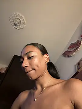 Mia-Lorette webcam