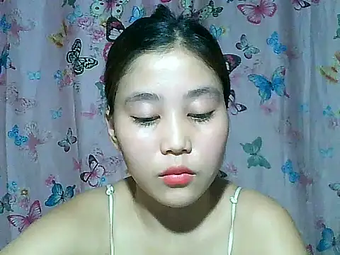 SexyAsianPussy4u webcam