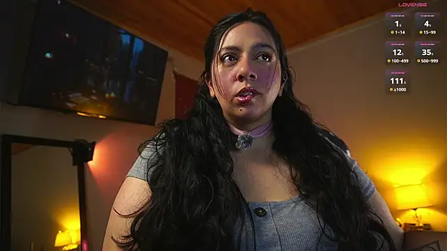 coraline_latin webcam