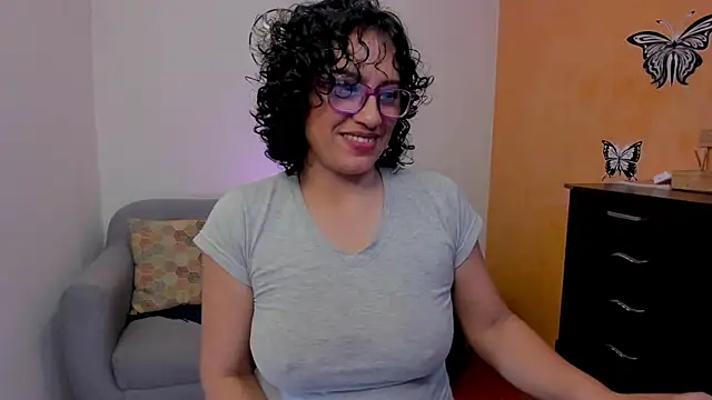 scarlet_wet webcam