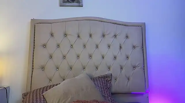 Sofia_Blosom webcam