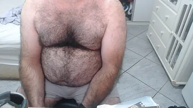 mysterbearmg (Ask my age) - CUM IN GOAL - Add Inst - Mysterbearmg