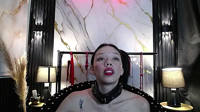 Doll4anall webcam
