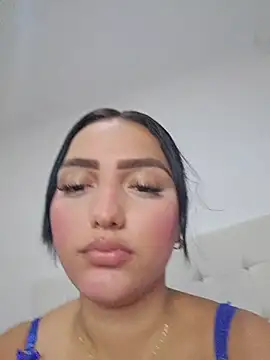 Mia_em webcam