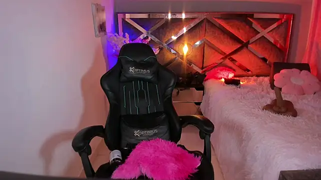 Cherry_zayden_ webcam