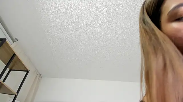 Molly_Sweet__ live cam on StripChat