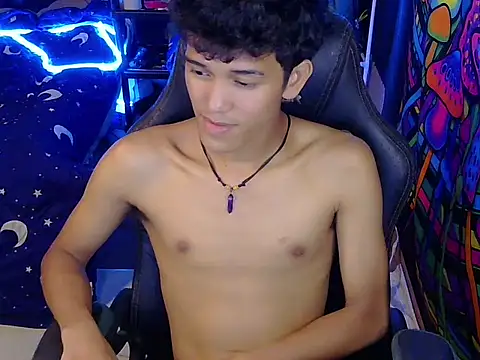 hugekenbigcock webcam
