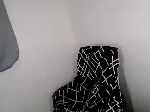 miss_satisfaction webcam