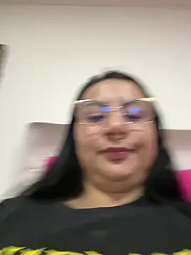 Abril_Luv webcam