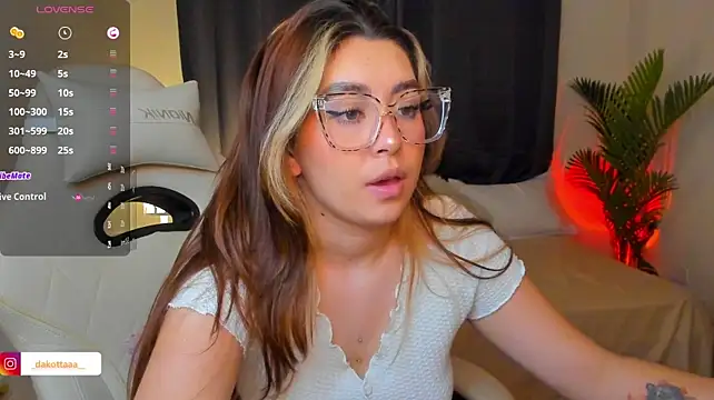 dakottaa_ webcam