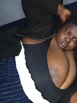 ChubbyLucia webcam