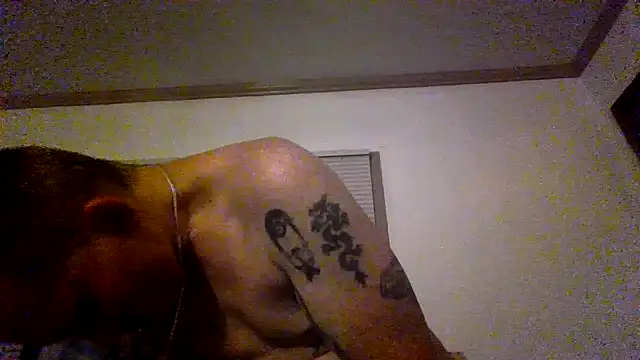 Lovemcurvy69 webcam