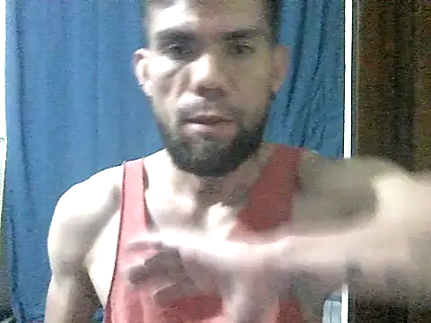 thomas2wood live cam on StripChat