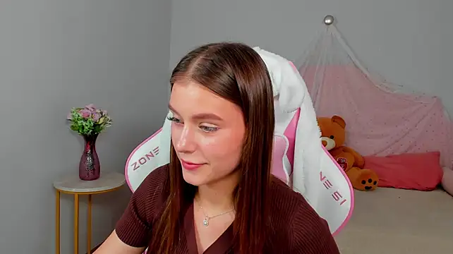 EricaFoxes webcam
