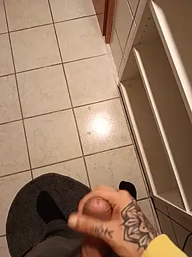 YoungDick25 webcam