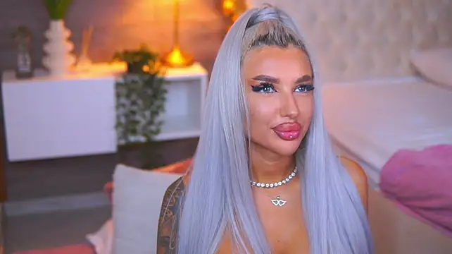 Juicy_Jessye webcam