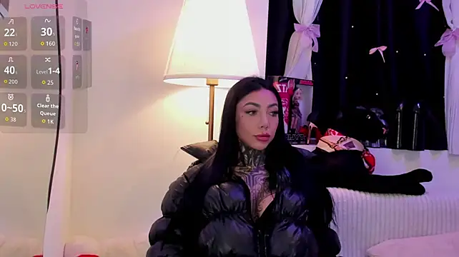 NinaVall webcam