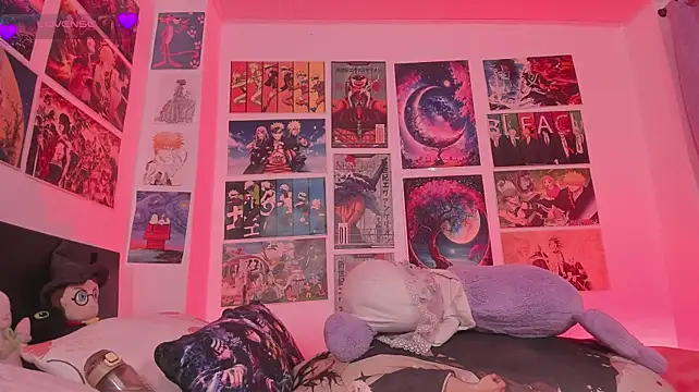 MissCurvyTop webcam