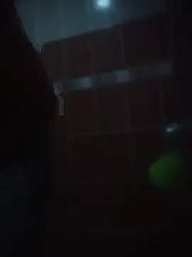 Yasahel33 webcam
