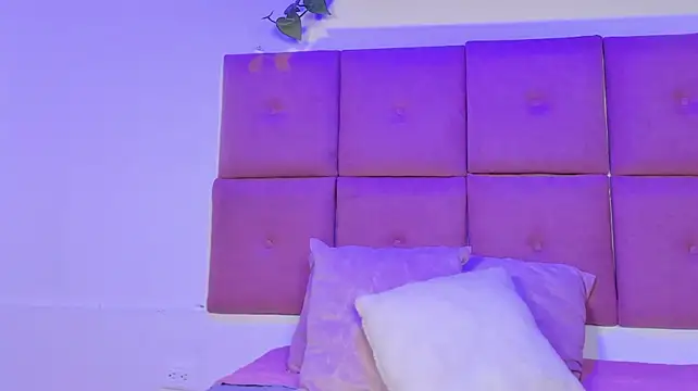 Piinksoul149 webcam