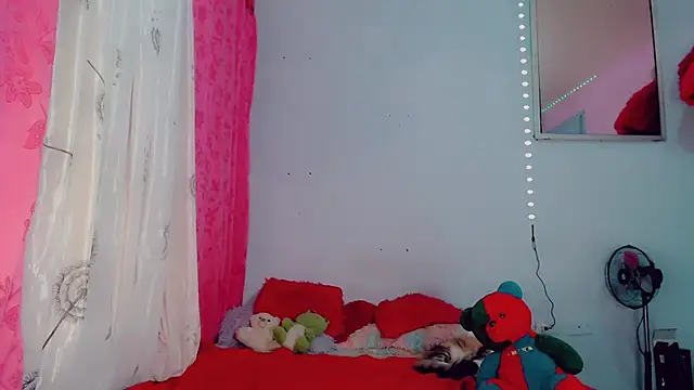 DeboraGill webcam