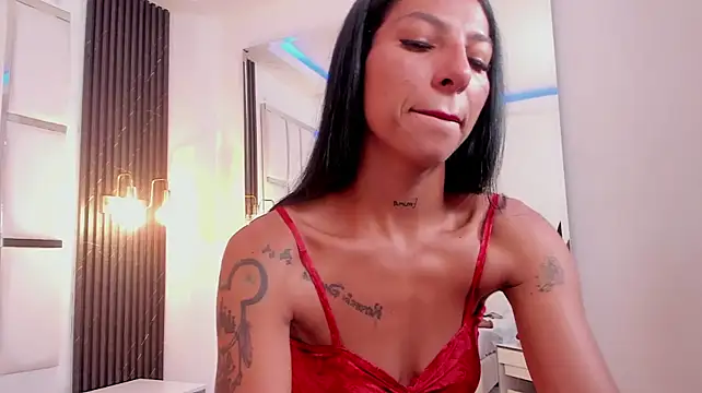 Maia_Clark520 webcam
