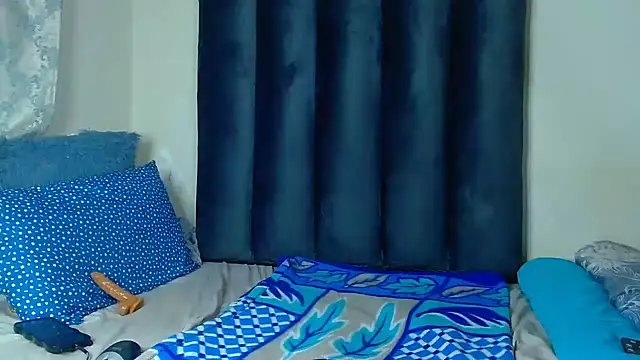 Slim_Thickiey webcam
