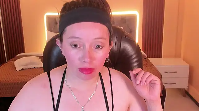 Victoria__blake_ webcam
