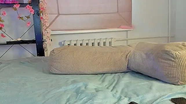 Arrogant_Eli webcam