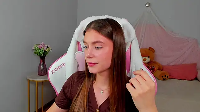 EricaFoxes webcam