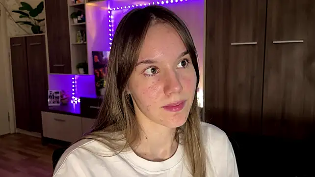 Rina_Right webcam