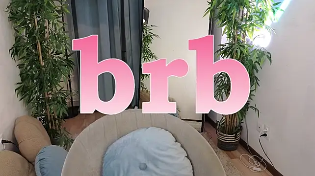KiraNoir___ webcam