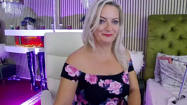 LadyTouch webcam