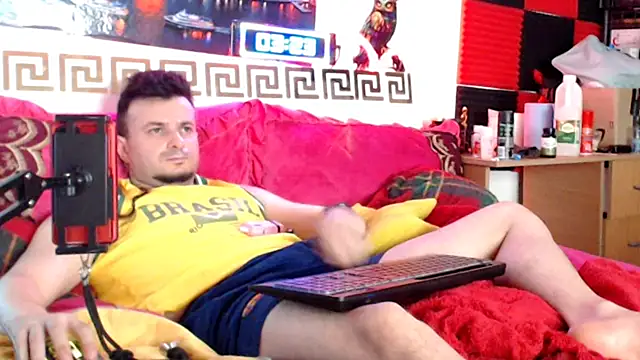 Hugec0ck007 webcam