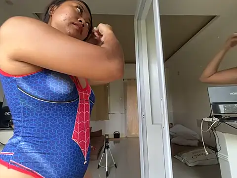 Juliet_official_pro webcam