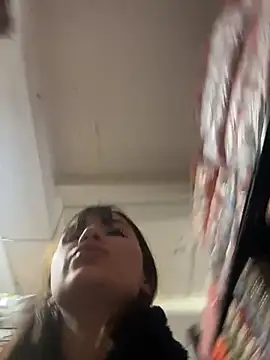 Angela_boobs19 webcam
