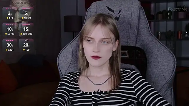 KiraMontoya webcam